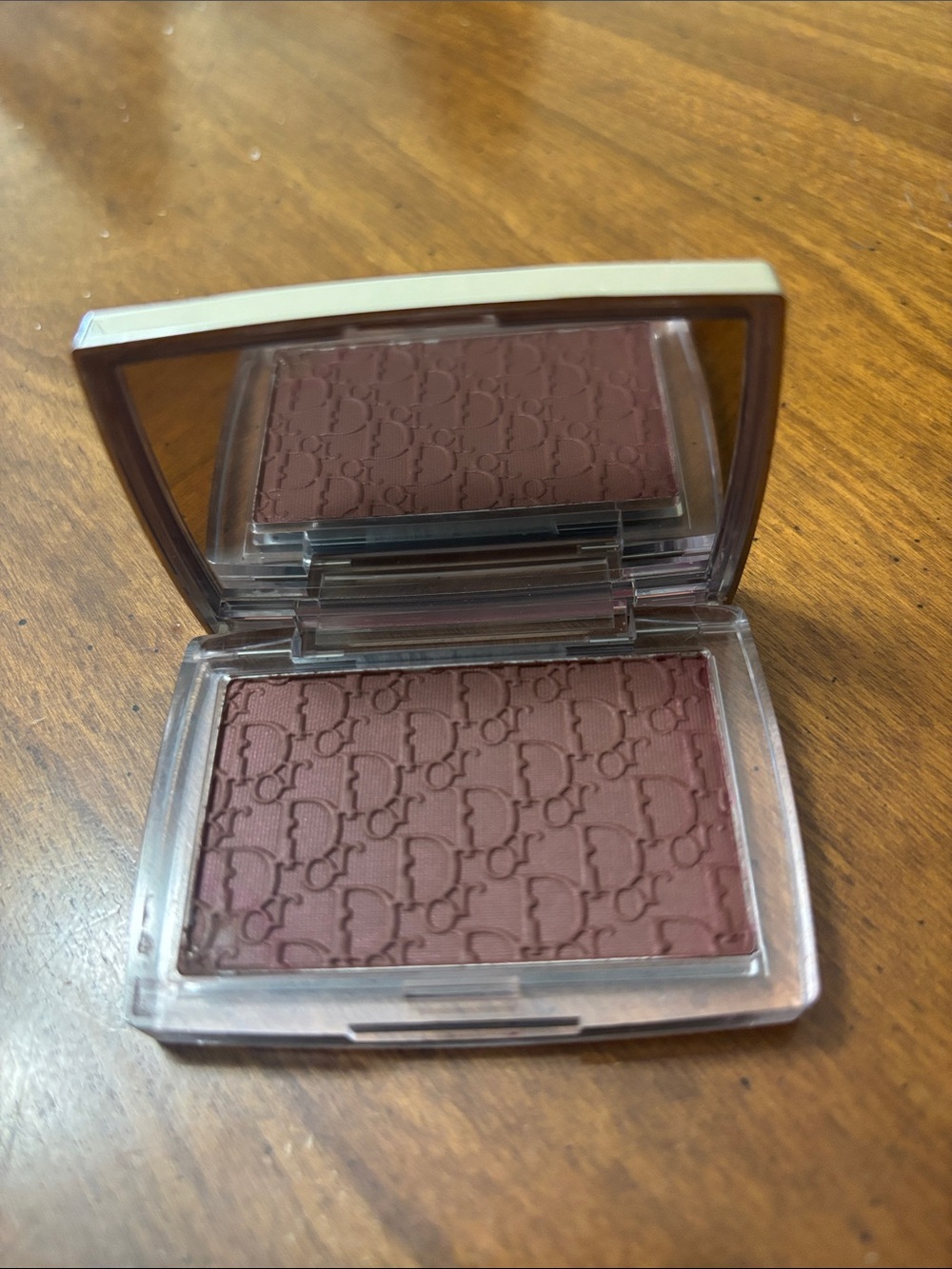 Rosy Glow blush in 020 Mahogany